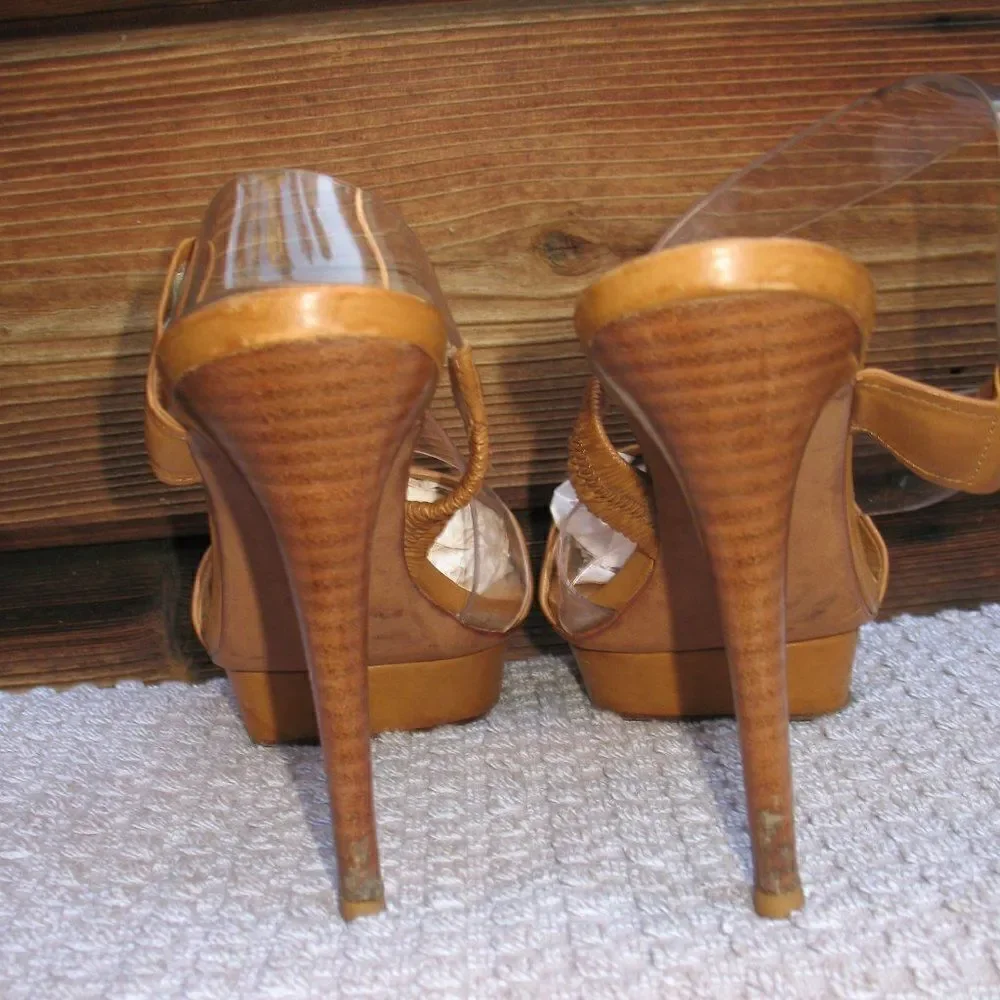 Tory Burch *there are